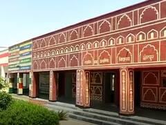 Dholpur: राजस्थान का सरकारी स्कूल जिसे देखने विदेश से भी आ रहे लोग, महल और रेल जैसे लुक वाले स्कूल की क्यों है इतनी चर्चा?
