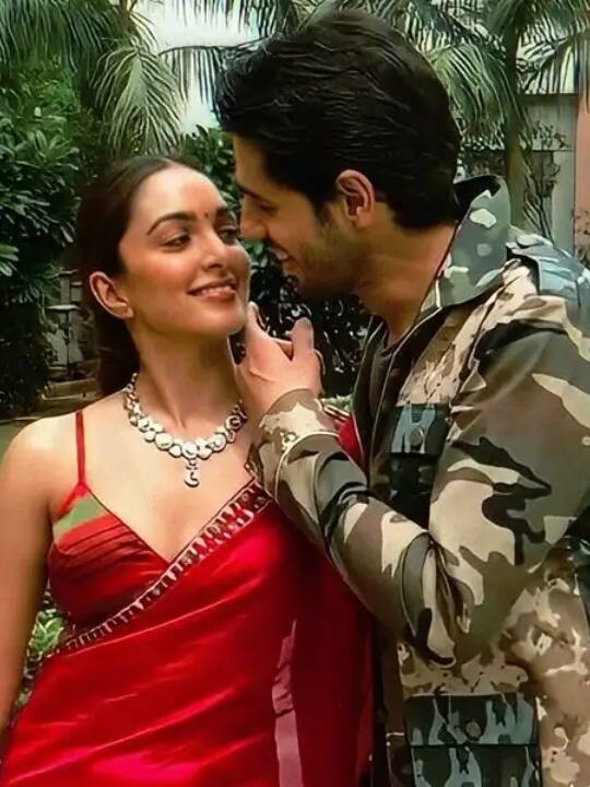 कियारा आडवाणी और सिद्धार्थ मल्होत्रा इन दिनों अपने रिश्ते को लेकर चर्चा में हैं. इनके ब्रेकअप की खबरों के बीच इनका एक साथ शो में पहुंचना देखने लायक होगा. फिल्हाल शो में इनके जाने की केवल अभी खबरें ही हैं, इसकी पुष्टी नहीं हुई है.