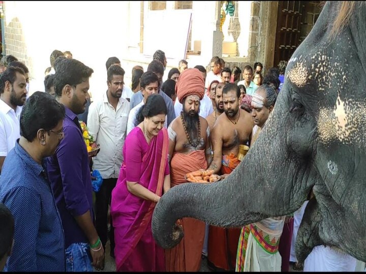 வி.கே.சசிகலாவின் 3-ஆம் கட்ட மும்மத  ஆன்மீகப் பயணம்.. அரசியல் பயணம் தொடக்கமா?