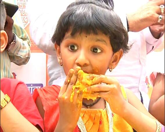 Photo: Hapus Mango Eating Contest for Kids in Pune