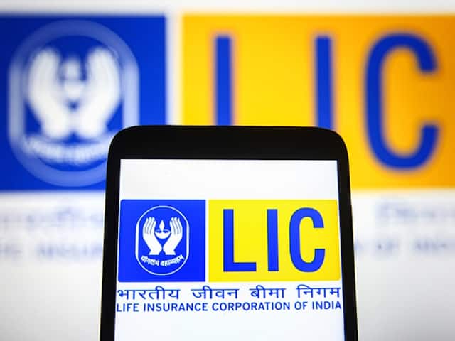 LIC IPO's Price Band Set At Rs 902-949, Discount Of Rs 60 For Policyholders | Check Details Here