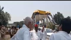 SP में तेज हुई बगावत की रफ्तार! Azam के बाद अब किसने बढ़ाई Akhilesh की मुश्किलें ? देखिए