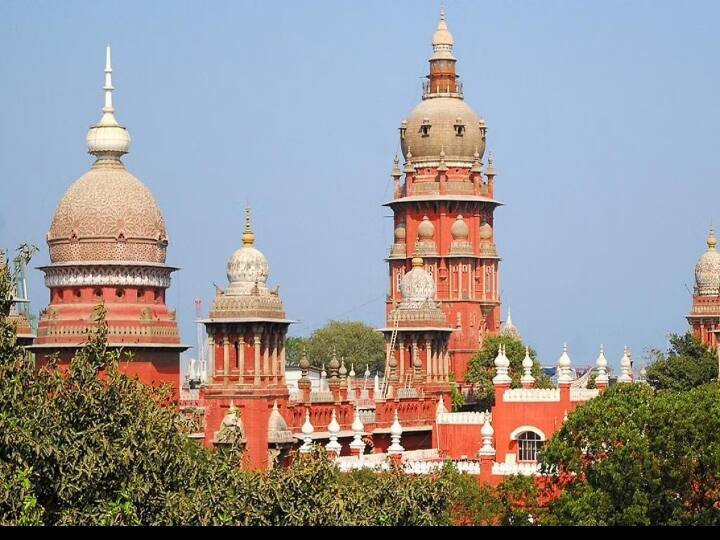 Chennai High Court has said that the order of the special judge for the acquisition of the Ayodhya Hall in Chennai will be revoked அயோத்யா மண்டபம் விவகாரத்தில் தனி நீதிபதி உத்தரவு ரத்து செய்யப்படும் : சென்னை உயர்நீதிமன்றம்
