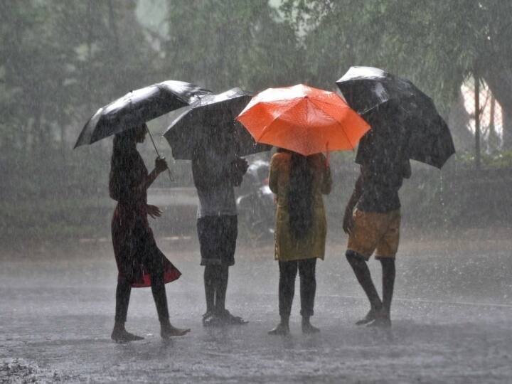 Weather Forecast temperature may drop rainfall hailstorm expected Weather Forecast: দাবদাহ কেটে তাপমাত্রা নামতে পারে ৪ ডিগ্রি, নিম্নচাপ থেকে ঘূর্ণিঝড়ের সম্ভাবনা