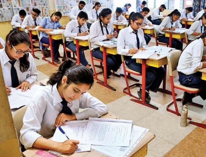 CBSE Exams: 35 லட்சத்துக்கும் மேற்பட்டோர் எழுதும் சிபிஎஸ்இ பொதுத்தேர்வு தொடக்கம்!