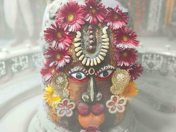 Ujjain Jyotirlinga Mahakaleshwar Bhasmarti Devotees will get breakfast facility soon ANN Ujjain News: महाकाल की भस्म आरती में शामिल होने वाले श्रद्धालुओं को मिलेगा नाश्ता, जल्द शुरू होगी सेवा