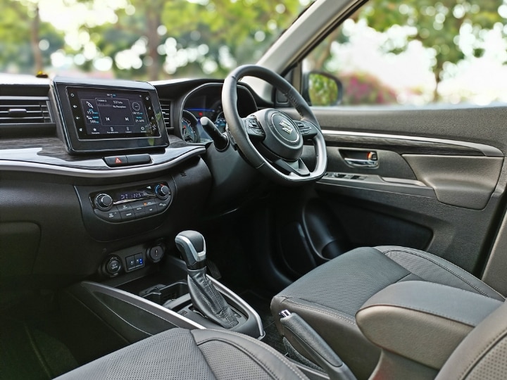 Maruti Suzuki XL6 Interiors And More Features Revealed  ZigWheels