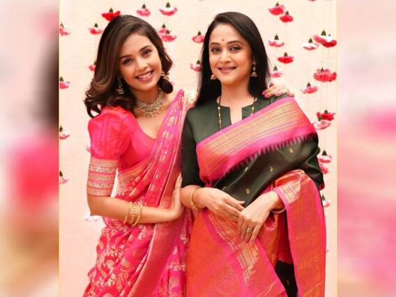 PHOTO: Shivani Rangol's special photoshoot with mother-in-law! look at the picture...