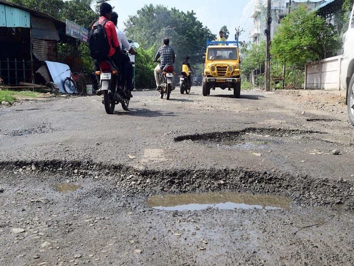 Chennai Corporation to relay 5-year-old roads at a cost of ₹400 crore Chennai: 5 ஆண்டு பழமையான சாலைகளை சீரமைக்க ரூ.400 கோடி! - சென்னை மாநகராட்சி
