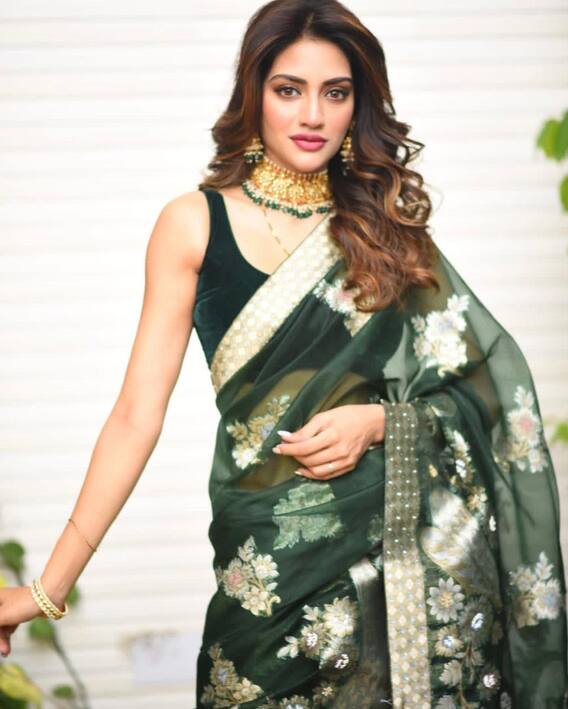 Discussion of pictures of Trinamool Congress MP and Bengali actress Nusrat Jahan!
