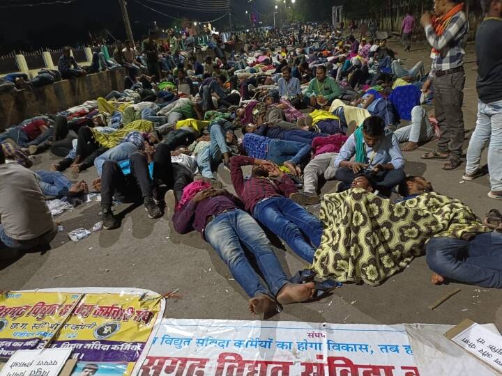 Chhattisgarh: आंदोलन की अनुमति पर सियासत तेज, बीजेपी का आरोप अंग्रेज़ों का रॉलेट एक्ट लागू, कांग्रेस ने किया पलटवार Chhattisgarh: Politics intensifies on the permission of the movement, BJP's allegation of the Rowlatt Act of the British ann Chhattisgarh: आंदोलन की अनुमति पर सियासत तेज, बीजेपी का आरोप अंग्रेज़ों का रॉलेट एक्ट लागू, कांग्रेस ने किया पलटवार