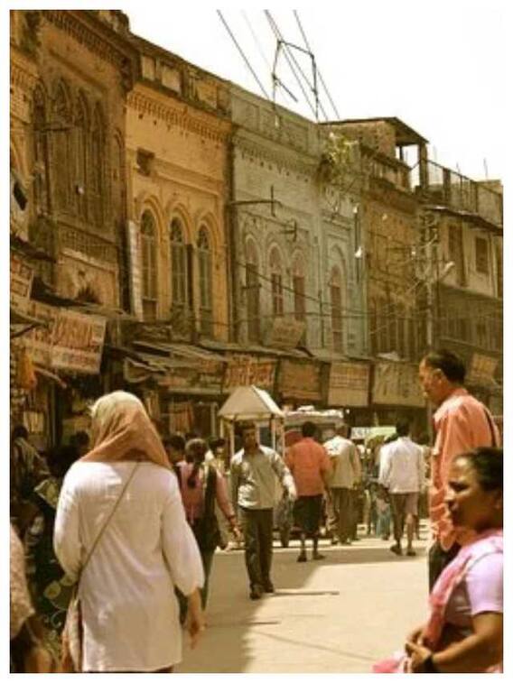 दिल्ली आए हैं तो जरूर घूमें ये 10 खूबसूरत जगह