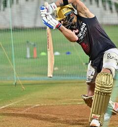 IPL 2022: કોહલીથી લઈને મેક્સવેલ સુધી, RCBના ખેલાડીઓ રાજસ્થાન સામેની મેચ પહેલા કરી જોરદાર પ્રેક્ટિસ