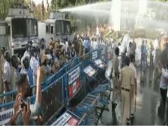 Bengal BJP Rally: बीजेपी ने ममता सरकार के खिलाफ निकाली रैली, बंगाल पुलिस ने चलाई वॉटर कैनन, लाठीचार्ज का आरोप