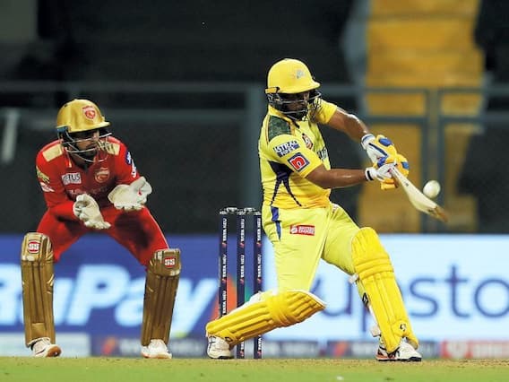 CSK Fan Girl: Girl's heartbreaking reaction to Rayudu's hat-trick of sixes; look at the picture