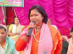 केंद्रीय मंत्री साध्वी निरंजन ज्योति का कांग्रेस पर बड़ा आरोप, कहा- 'संतों की हत्या करने वालों को पाल रही...'