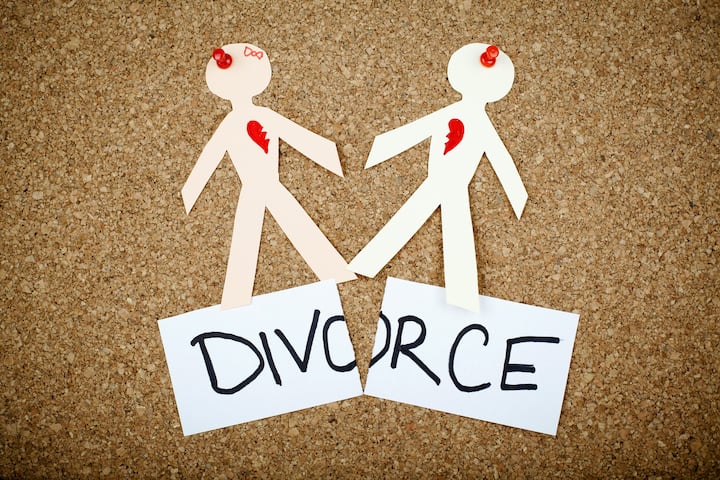 Divorce Reasons: Divorce Rule in India to get Saperated Divorce reasons: शादी में आ रही है परेशानी, तो इन 5 कारणों की मदद से आसानी से मिल सकता है तलाक