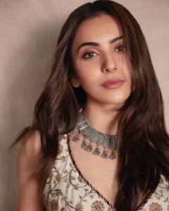 Rakul Preet Singh Photos: રકુલ પ્રિતે શેર કર્યા ગ્લેમરસ ફોટો, બોયફ્રેન્ડ જેકીએ પણ કરી કોમેન્ટ