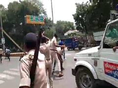 Patna News: अनियोजित कार्यपालक सहायक अभियर्थियों पर पुलिस ने की लाठीचार्ज, नियोजन के लिए कर रहे थे प्रदर्शन