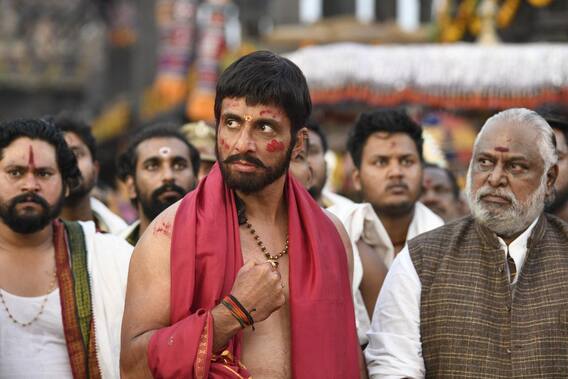 Sonu Sood In Acharya Movie: 'ఆచార్య'లో సోనూ సూద్, చిరంజీవికి వార్నింగ్ ఇచ్చిన క్యారెక్టర్ ఇదే