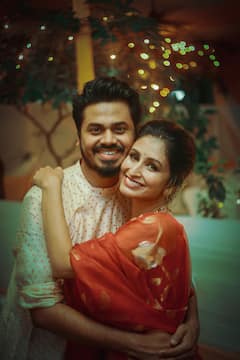 Chitrangada: হাতে হাত, মালাবদল, চিত্রাঙ্গদার আইনি বিয়ের ছবিতে বন্ধুত্ব আর প্রেমের গল্প