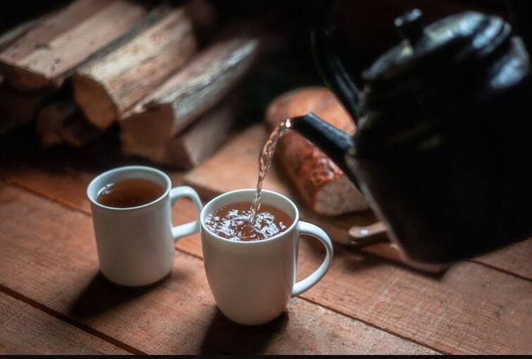 Health Tips: Best tea option for health in the night Night Tea: ਜੇਕਰ ਰਾਤ ਨੂੰ ਚਾਹ ਪੀਣ ਦੇ ਸ਼ੌਕੀਨ ਤਾਂ ਜਾਣੋ ਬੈਸਟ ਆਪਸ਼ਨ, ਨਾ ਛਾਤੀ 'ਚ ਜਲਨ ਤੇ ਨਾ ਹੀ ਨੀਂਦ ਹੋਵੇਗੀ ਖਰਾਬ