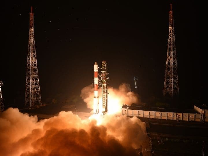 Azadi Ka Amrit Mahotsav ISRO Space On Wheels Chronicles 75 Satellites Launched Under Indian Space Programme Azadi Ka Amrit Mahotsav: ISRO 'Space On Wheels' Chronicles 75 Satellites Launched Under Indian Space Programme