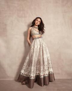 Rakul Preet Singh Photos: રકુલ પ્રિતે શેર કર્યા ગ્લેમરસ ફોટો, બોયફ્રેન્ડ જેકીએ પણ કરી કોમેન્ટ