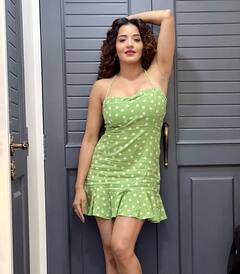 Monalisa Summer Look: सामने आया भोजपुरी एक्ट्रेस Monalisa का समर लुक, ग्रीन शॉर्ट ड्रेस में बिखेरे हुस्न के जलवे