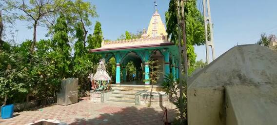 ખેડામાં દલિત પરિવારને મંદિરમાં પ્રવેશને લઈને વિવાદ, જુઓ વીડિયો