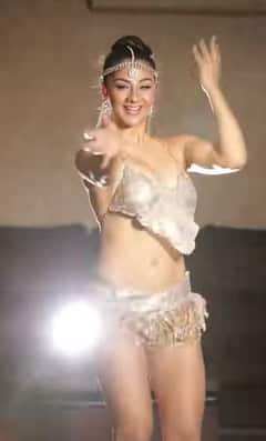 Namrita Malla: भोजपुरी एक्ट्रेस नमृता मल्ला ने किया जोरदार Belly Dance, देख आप भी कहेंगे वाह!
