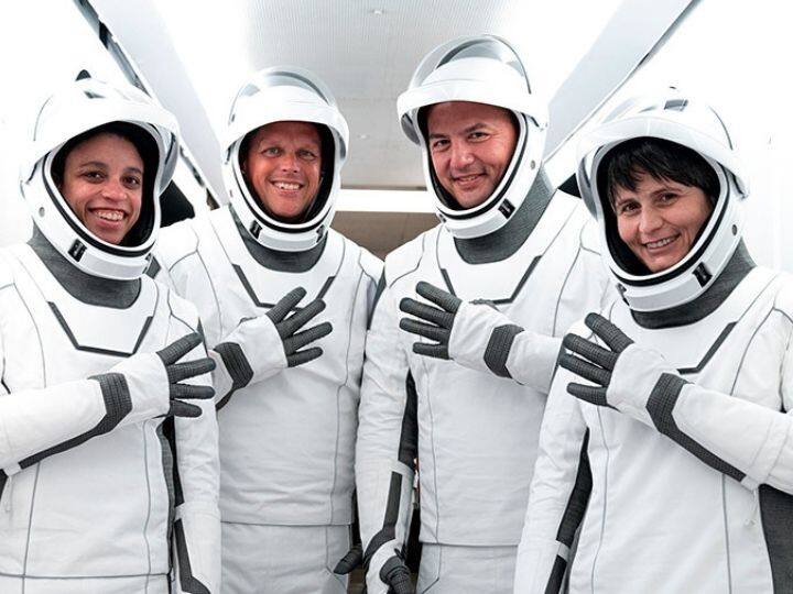 NASA's SpaceX Crew-4 Mission To ISS Lifts Off With Four Astronauts NASA's SpaceX Crew-4 Mission To ISS Lifts Off With Four Astronauts
