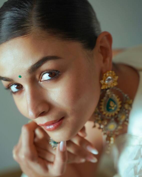 Alia's name in Instagram's Top-5 Influencers list; good news after marriage