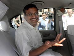 Haryana News: हरियाणा के आईएएस अशोक खेमका और संजीव वर्मा आए आमने-सामने, पुलिस ने दर्ज की एफआईआर