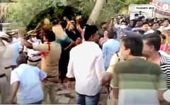 Nara Lokesh Thummapudi Tour Hightension: తుమ్మపూడిలో నారా లోకేష్ పర్యటనను అడ్డుకున్న వైసీపీ శ్రేణులు