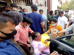 Hemant Soren Mother: सीएम हेमंत सोरेन की बीमार मां इलाज के लिए भेजी गईं हैदराबाद, एयरपोर्ट पहुंचाने के लिए बना ग्रीन कॉरिडोर