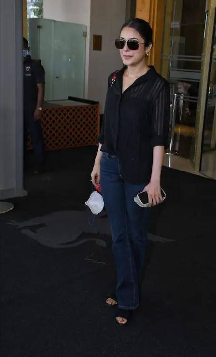 ਸ਼ਹਿਨਾਜ਼ ਗਿੱਲ ਦੀ ਇਕ ਵੀ ਤਸਵੀਰ ਮੀਡੀਆ ਦੇ ਹੱਥ ਲੱਗਦੇ ਹੀ ਸੋਸ਼ਲ ਮੀਡੀਆ 'ਤੇ ਅੱਗ ਵਾਂਗ ਵਾਇਰਲ ਹੋ ਜਾਂਦੀ ਹੈ।