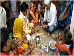 Kolkata Frog Wedding: इंद्रदेव को खुश करने के लिए हुगली में कराई गई मेढ़क-मेढ़की की शादी