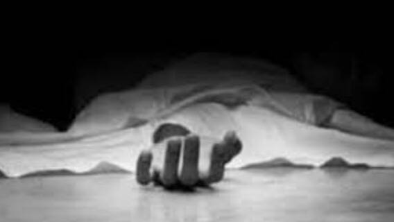 Siliguri:শিলিগুড়িতে নিরাপত্তারক্ষীকে ছুরি দিয়ে কুপিয়ে ‘খুন’, গ্রেফতার রিকশচালক।Bangla News