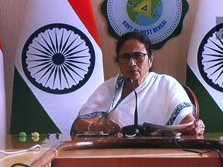 Bengal CM Mamata Banerjee Announces Plan To Accommodate Ukraine-Returned Students In State Colleges Bengal CM Mamata Banerjee Announces Plan To Accommodate Ukraine-Returned Students In State Colleges