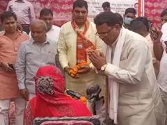 Muzaffarnagar: मोटराइज्ड ट्राइसाइकिल पाकर खुशी से खिले दिव्यांगों के चेहरे, मंत्री ने दिया इस बात का आश्वासन