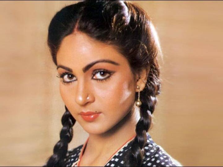 Rati Agnihotri became bollywood actress by going against her family, know her facts Rati Agnihotri: घरवालों की मर्जी के खिलाफ जाकर फिल्मों में आई थीं एक्ट्रेस, 19 साल की उम्र से शुरू कर दी थी मॉडलिंग!