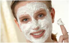 Skin Care Tips: दही के इस्तेमाल से चेहरे पर आएगा ग्लो, इस तरह से करें यूज