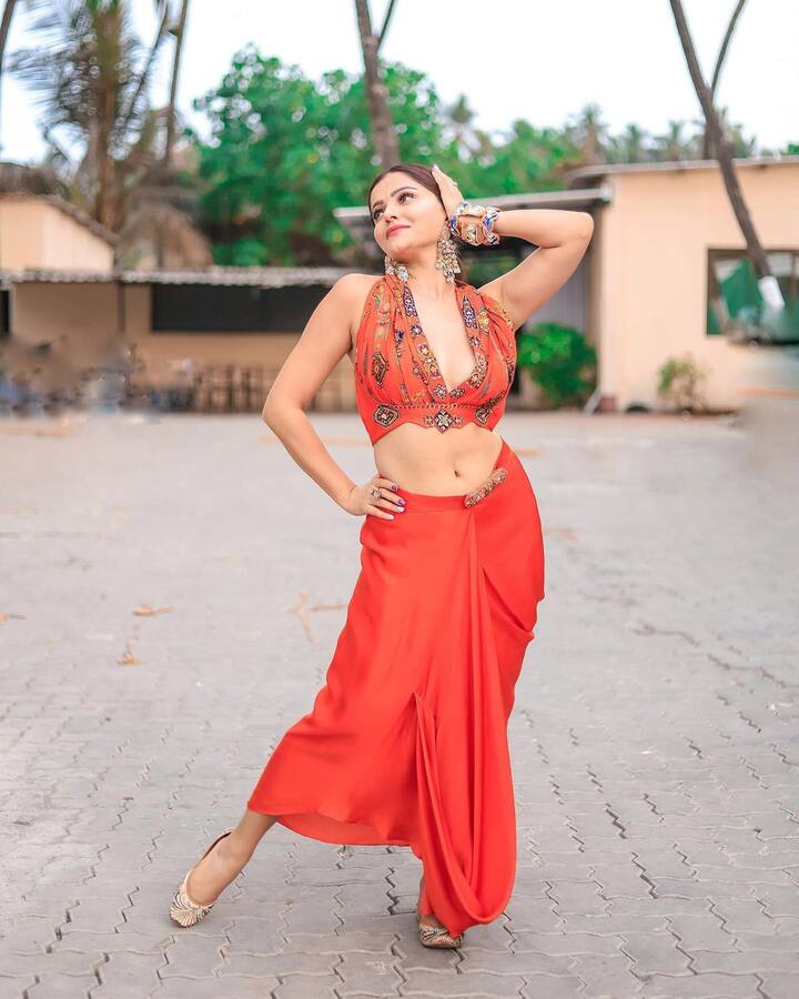 रुबिनाची दमदार स्टाईल प्रेक्षकांच्या पसंतीस उतरली आहे.(photo:rubinadilaik/ig)