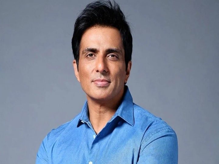 Sonu Sood on national language debate: ‘India has one language entertainment is the launguage Sonu Sood : ”இந்தியாவின் தேசிய மொழி ஒன்றுதான்.. அது இதுதான்“ : அதிரடிகாட்டிய சோனு சூட்..