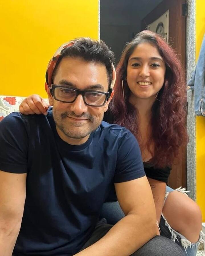 आयरा ने कैप्शन में लिखा, 'सोचिए मेरा मेकअप किसने किया है? ये दिलचस्प है जब आपके पिता आपके पास आएं हैं और दावा करें हैं कि वो आपसे बेहतर आपका मेकअप कर सकते हैं....और वो सही निकले. YouTube ट्यूटोरियल की आवश्यकता किसे है?'