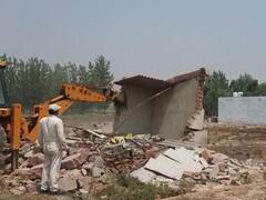 Bareilly News: जिला प्रशासन ने करोड़ों की जमीन भूमाफियाओं से करवाई कब्जा मुक्त, इन इलाकों में भी चले बुलडोजर