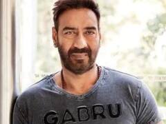 Watch: रनवे 34 की स्क्रीनिंग में दिखा बॉलीवुड सेलेब्स का जमावड़ा, अजय देवगन ने कही ये बात