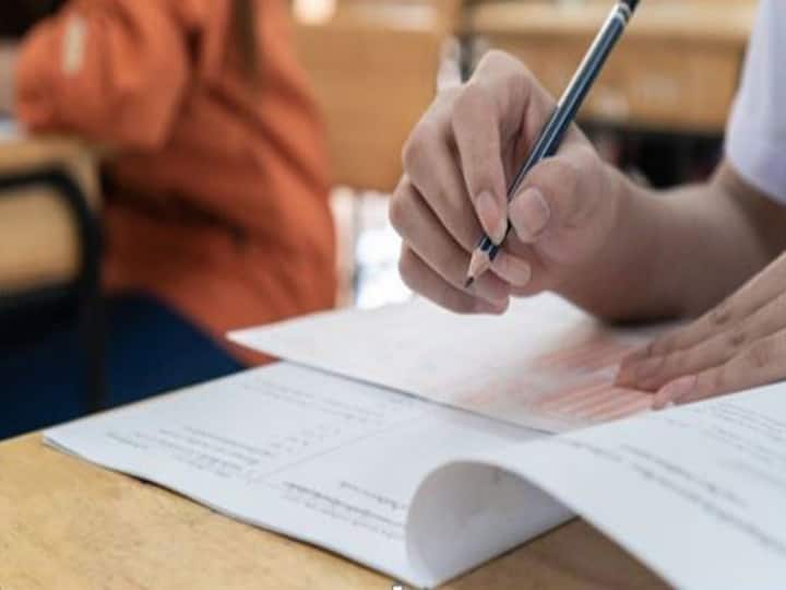 MPPEB To Conduct First Exam of year 2022 in september after a gap of 7 months know details MPPEB Entrance Exams 2022: एमपी पीईबी की पहली भर्ती परीक्षा सितंबर में, सात महीने बाद होगा साल का पहला एग्जाम