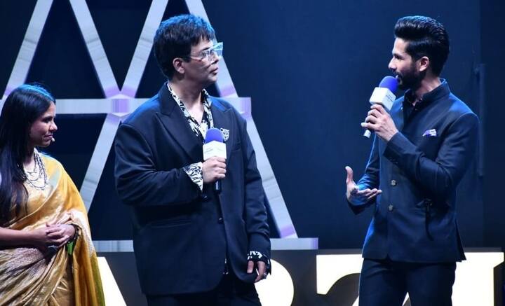 অতি সম্প্রতিই শাহিদ অভিনীত ‘জার্সি’ মুক্তি পেয়েছে। ছবিতে তাঁর অভিনয় প্রশংসিত হয়েছে। সেটি তেলুগু ছবির রিমেক।